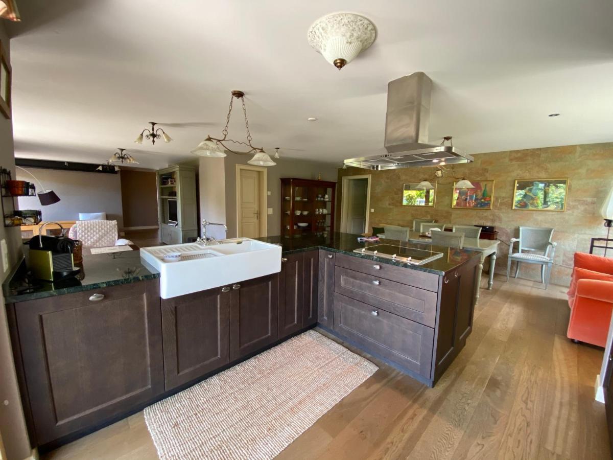 An Apartment In A Modern Swiss Chalet Изелтвалд Екстериор снимка