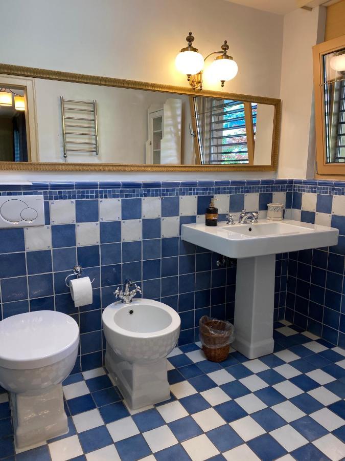 An Apartment In A Modern Swiss Chalet Изелтвалд Екстериор снимка